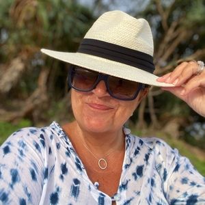 Meet your Posher, Marie